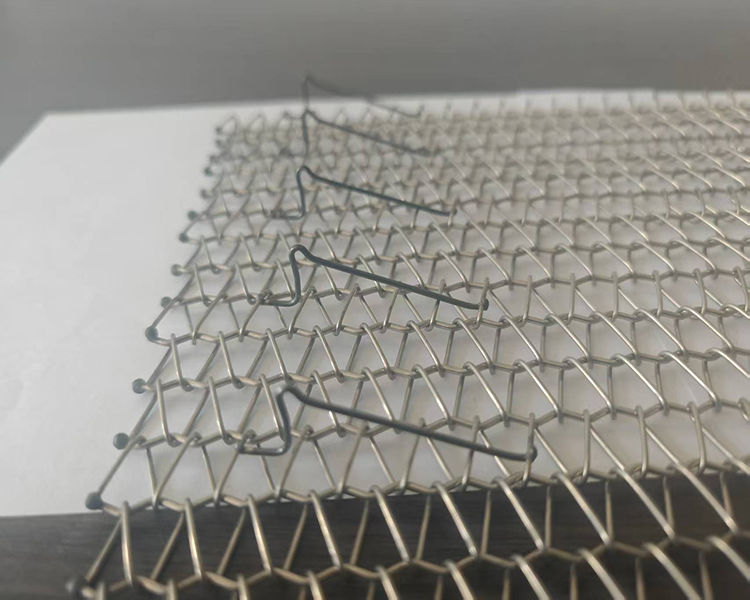 Huada Delivers Custom Cr20Ni80 Sintering Belts to Top-tier PV Equipment Manufacturer in Laos, Reinforcing Decade-long Industrial Partnership